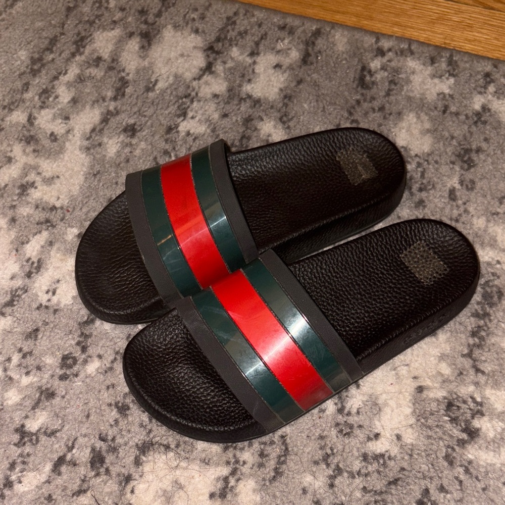 Gucci Slides Red and Green